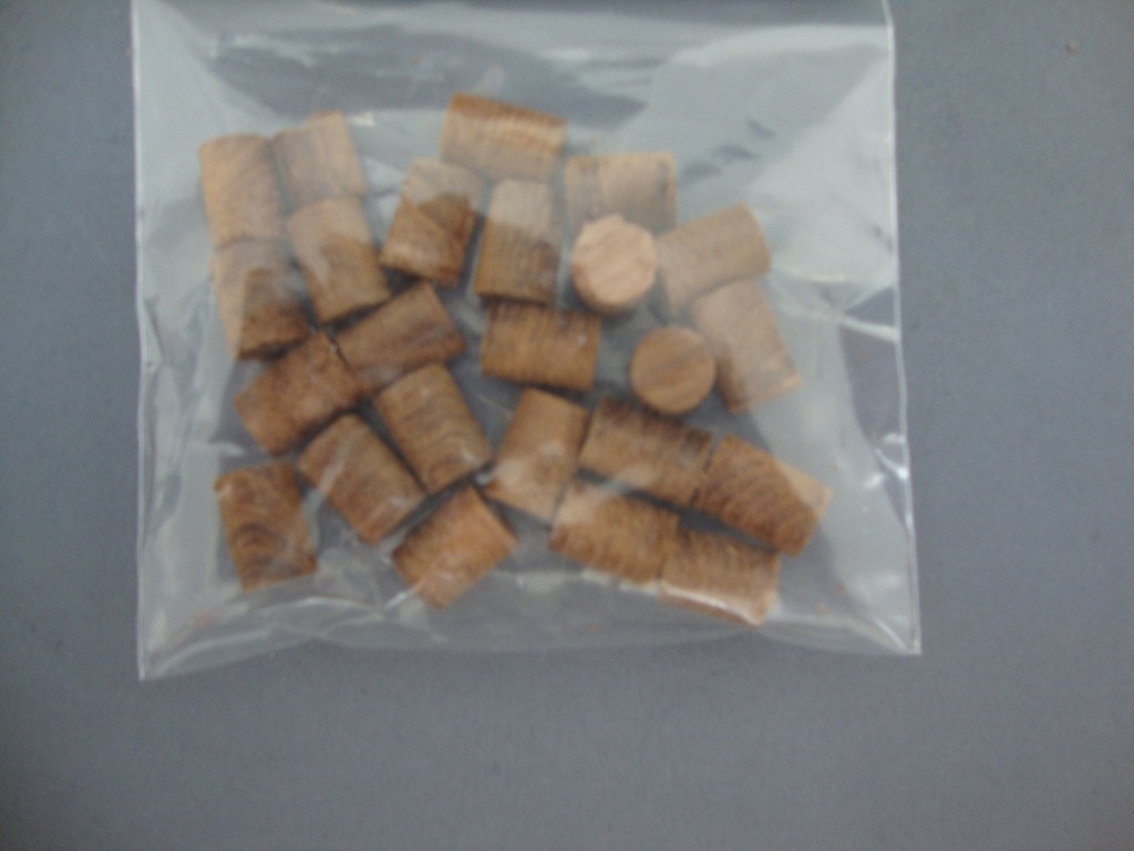 Teak-Dübelzapfen 8mm 24-Stück