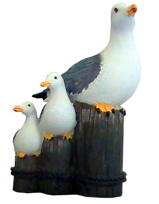 [192296] Möwentrio auf Poller,  ca. 17 cm hoch